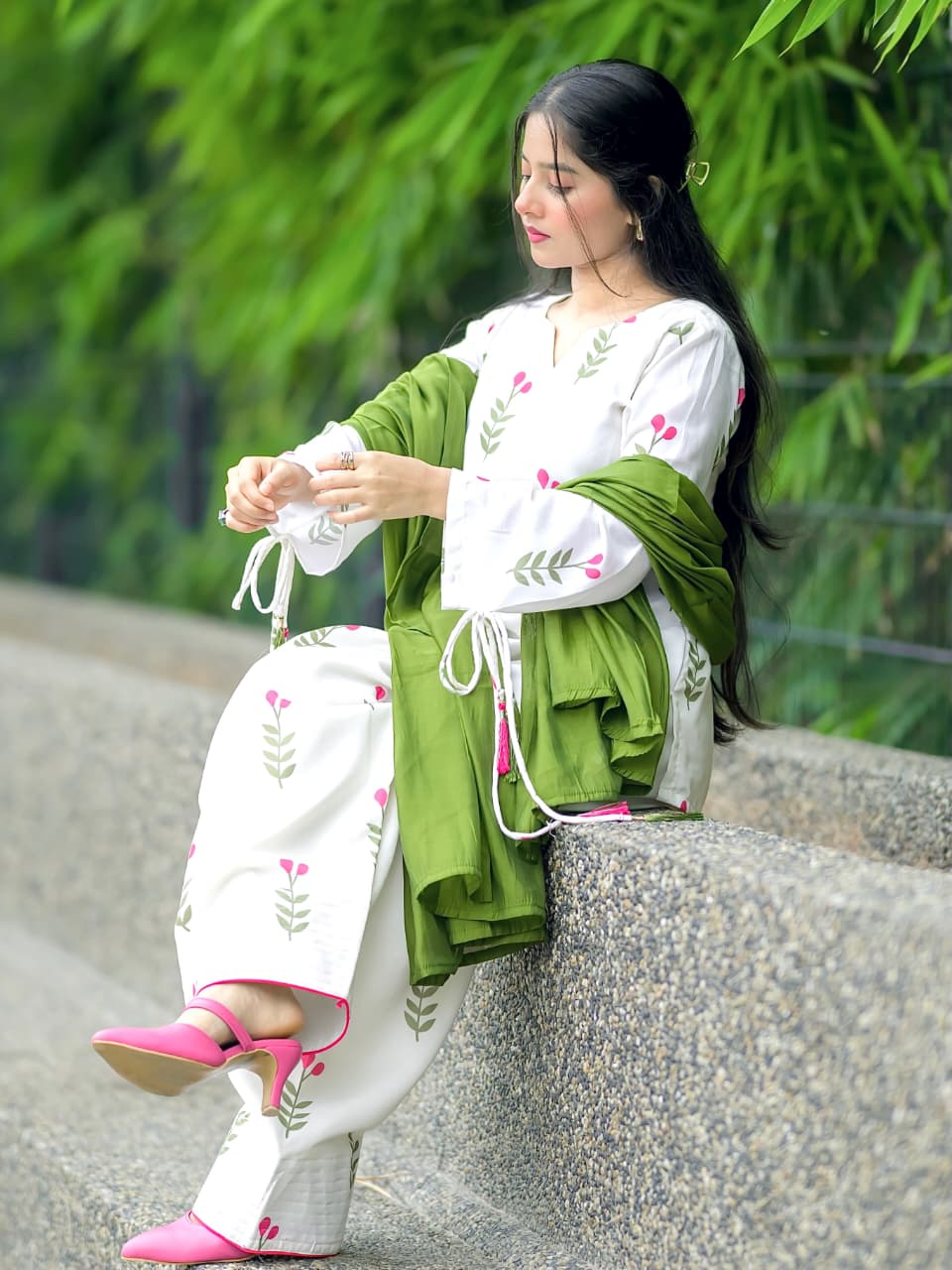 Gulnaar (Farshi Shlwar 2 PCs)