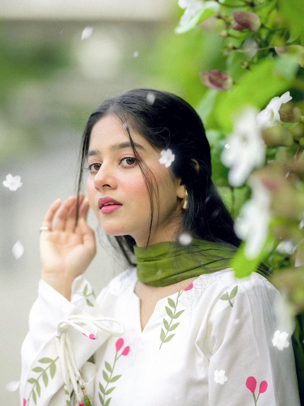 Gulnaar (Farshi Shlwar 2 PCs)